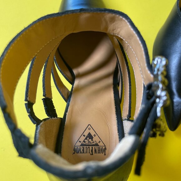 Fluevog ESOTERIC TEMPTATIONS ROS STRAPPY SHOE W/ SKULLS, size 9.5, black. - Picture 9 of 16